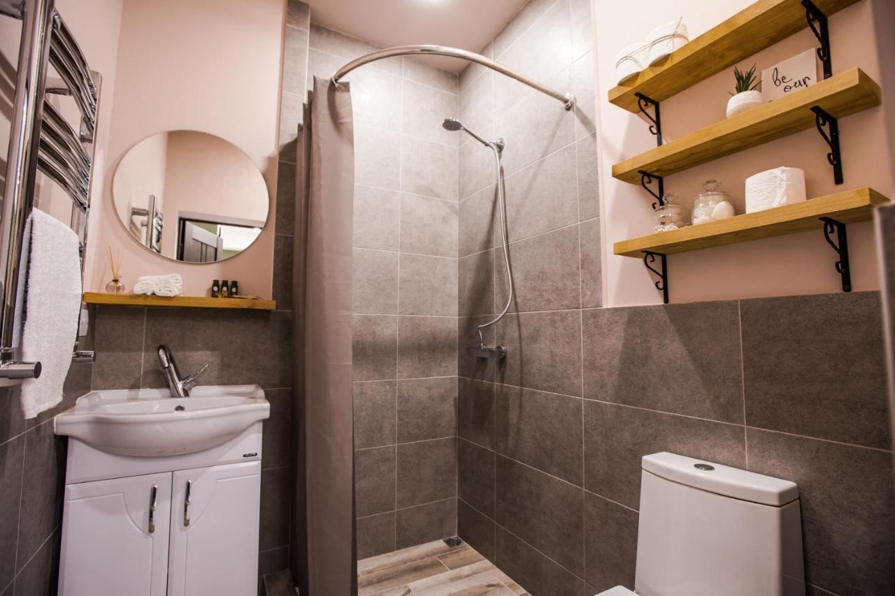 Hotelise I Bells-Of-Ireland Apartment Erivan Dış mekan fotoğraf