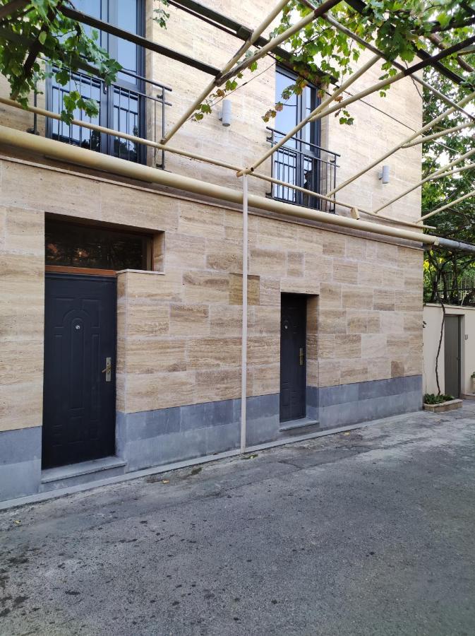 Hotelise I Bells-Of-Ireland Apartment Erivan Dış mekan fotoğraf